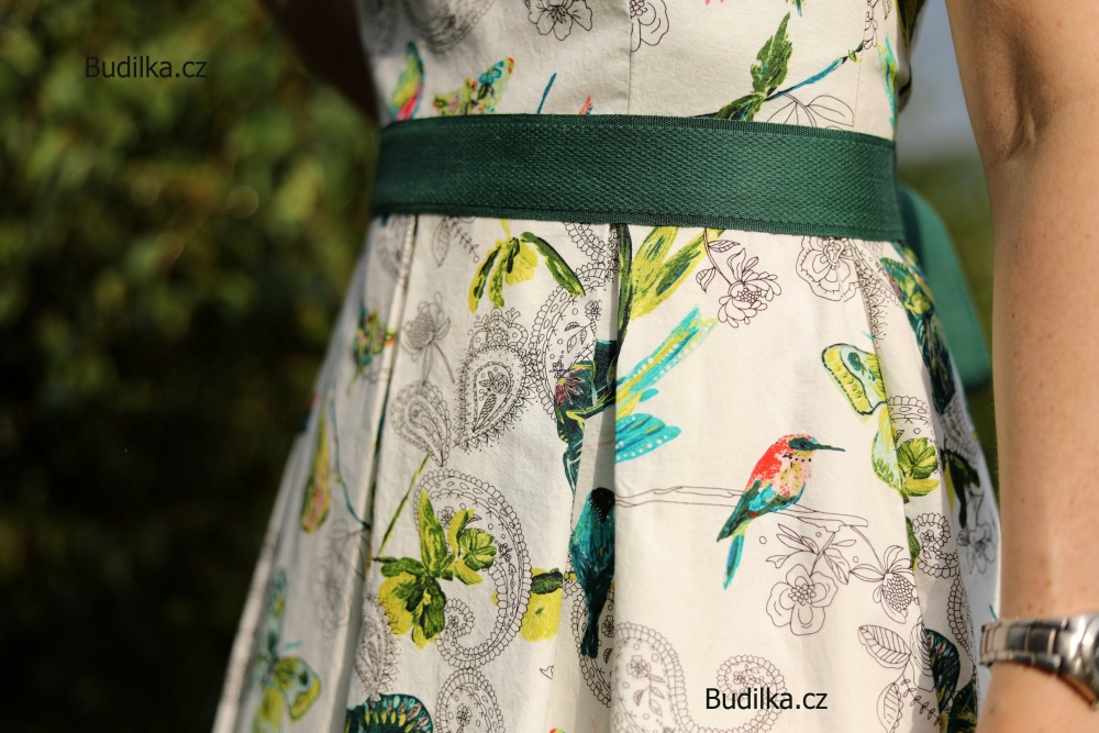 Šaty Ottobre 2015/2 - Dress "Fable Print" - Budilka.cz